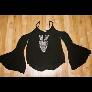 Women’s long sleeve Top